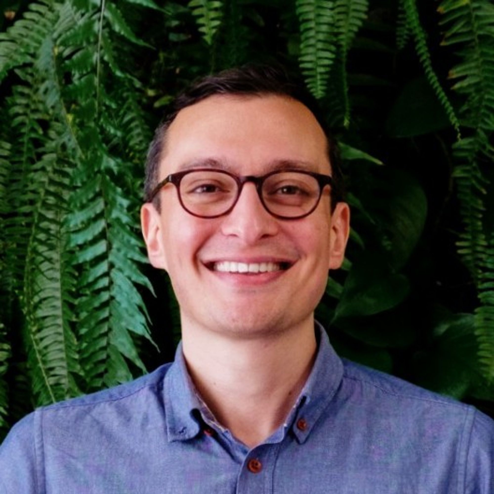 Gabe Novais
Product Lead
Prior Product Lead @Front and Airbnb • Loves wildlife travel, Seattle sports, and New Year's ski trips