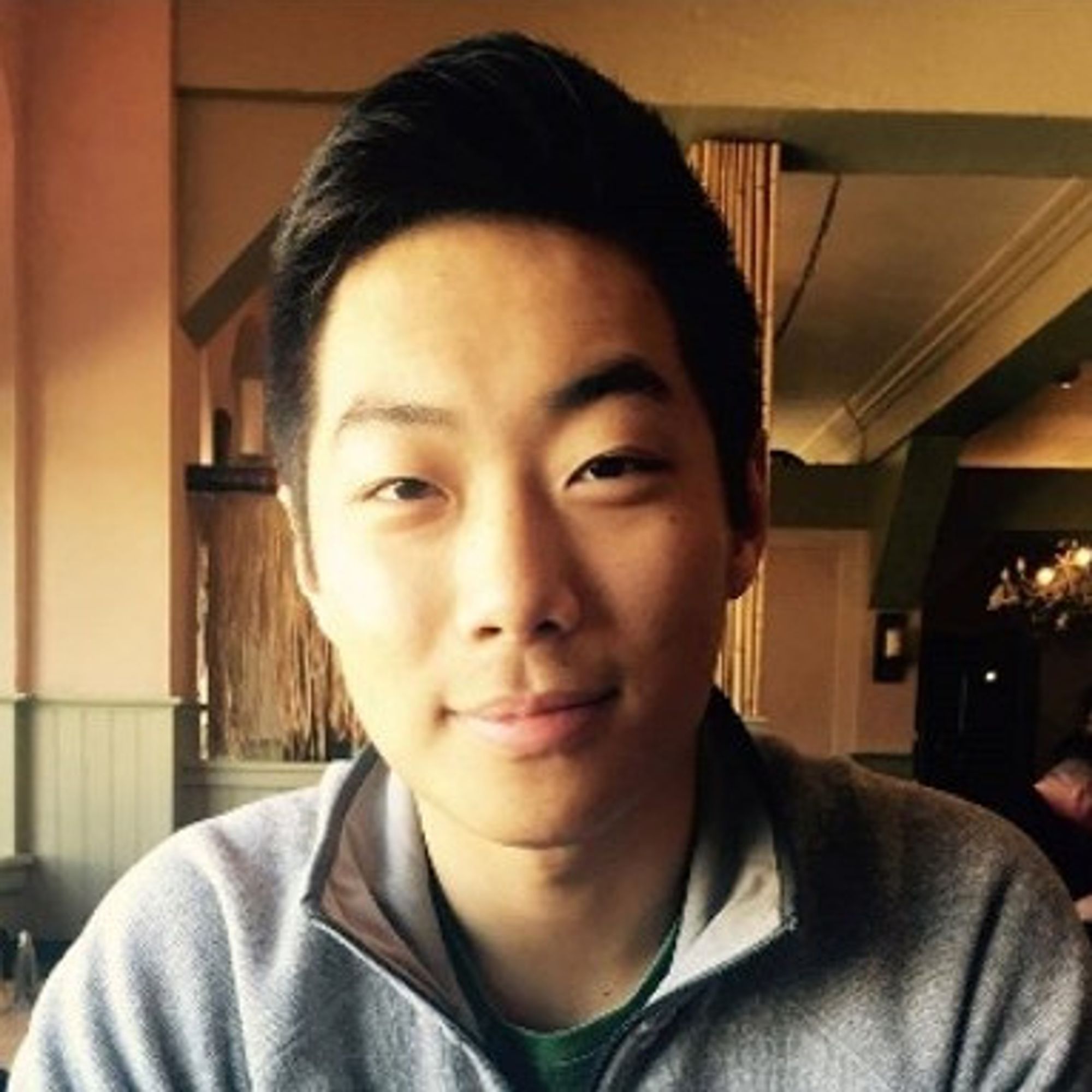 Dan Li
Senior Product Manager
Formerly at Faire, Airbnb, and McKinsey • Likes soccer and poker, and slowly getting into golf